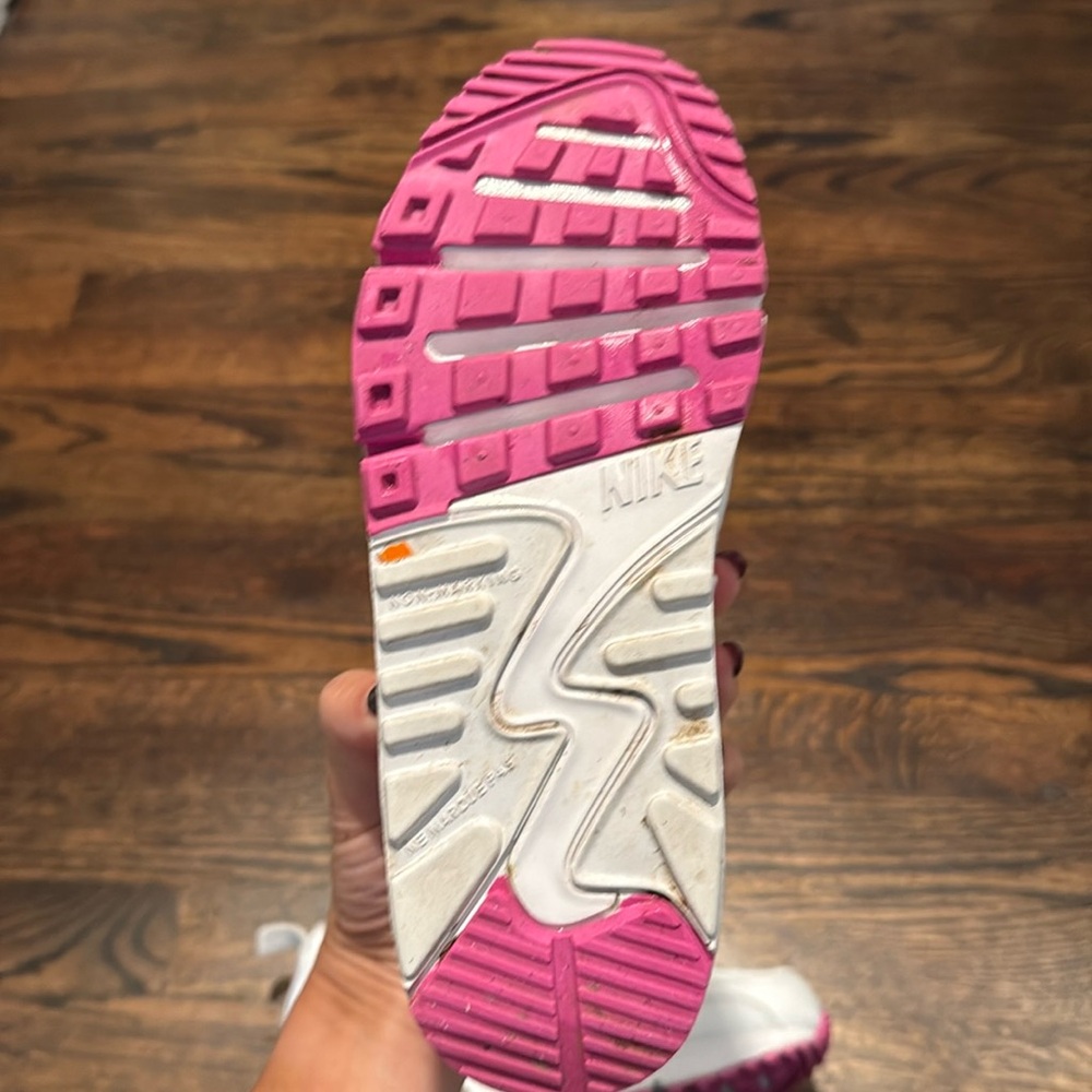 Nike Air Max White and Pink Sneakers youth size 3 - Picture 8 of 11